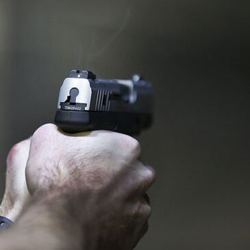 Arma do Exército 9mm é liberada para policiais fora de serviço no país