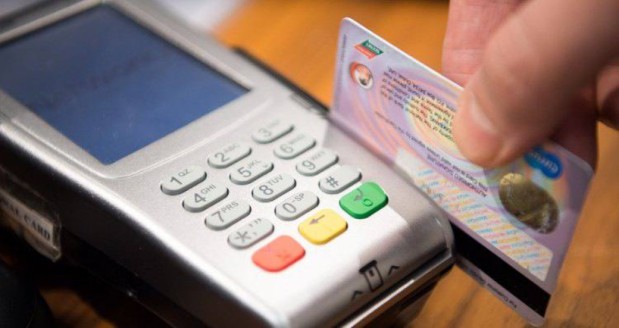 Motoristas de todo o Brasil poderão parcelar multas no cartão de crédito