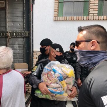 Comunidade da zona sul recebe mais de uma tonelada de alimentos da Rota