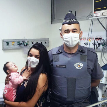 Criança de dois meses é salva por PMs do 22º BPM/M