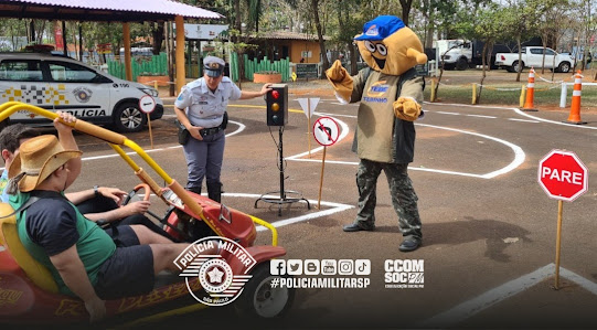 Policiamento Rodoviário realiza ações educativas durante a 65ª Festa do Peão de Boiadeiro de Barretos