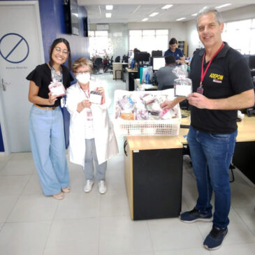 CEJAM recebe parte dos lenços arrecadados durante o Outubro Rosa da Adepom