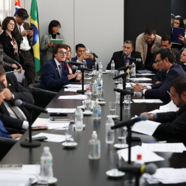 Proposta de reajuste salarial das Polícias Civil e Militar está em discussão na Alesp