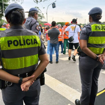 Queda no número de furtos e roubos de celulares no Carnaval paulista