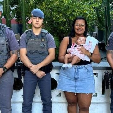 Em 10 dias, PMs salvam o mesmo bebê duas vezes em Santos