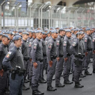 Policiais e bombeiros militares recebem justa homenagem neste 24 de junho