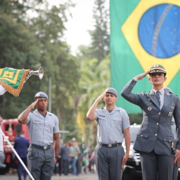 Cel PM Glauce assume comando-geral da PMESP em solenidade prestigiada pelo governador