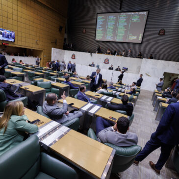 Alesp aprova aumento de 10% para policiais militares, civis e técnico-científicos