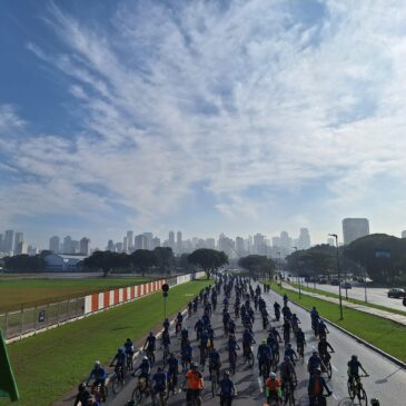 O sol abriu mais uma vez para fazer brilhar o Passeio Ciclístico da Adepom